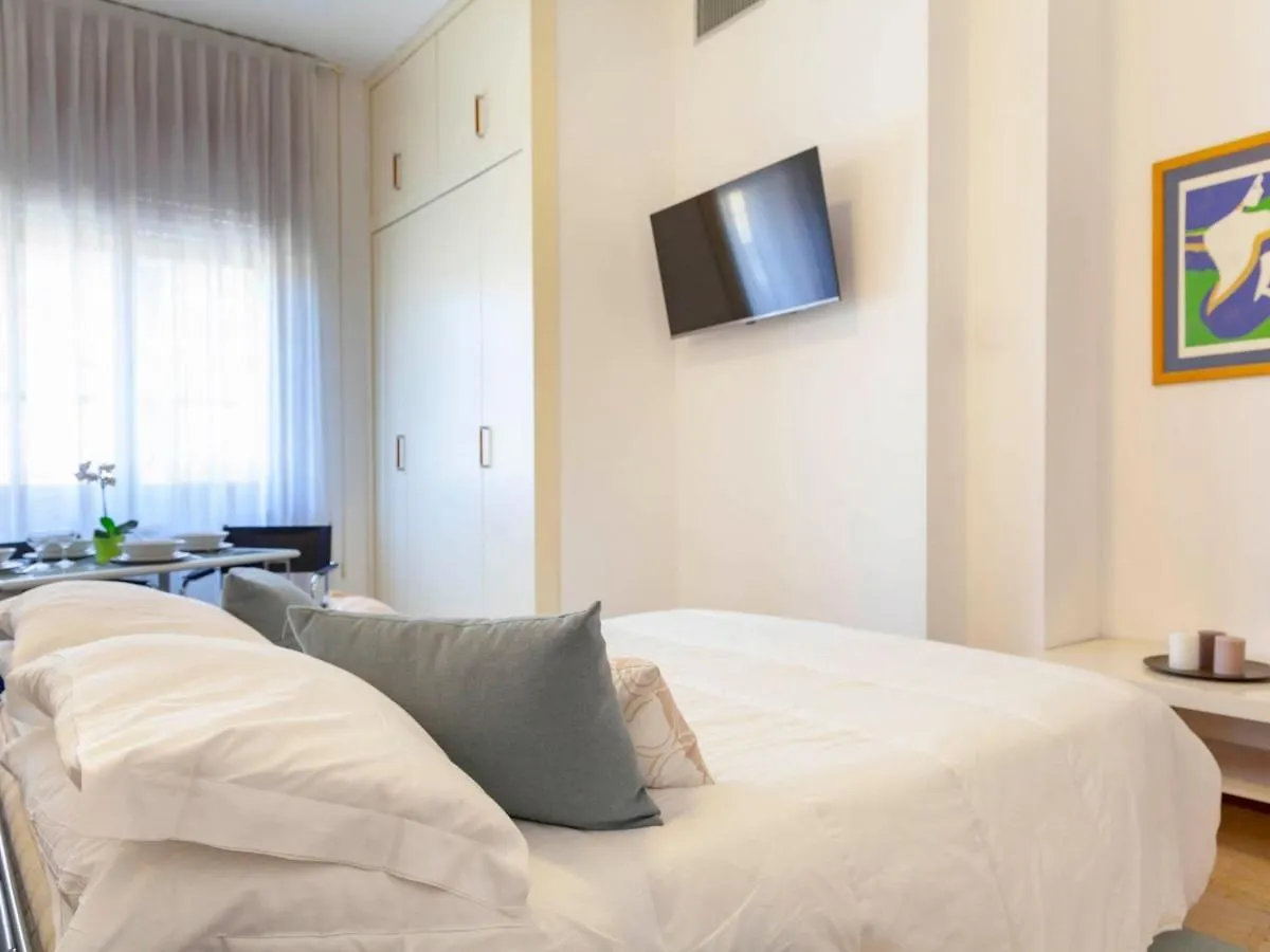 Apartment The Best Rent - Cozy Loft In Corso Sempione District Milan Italy